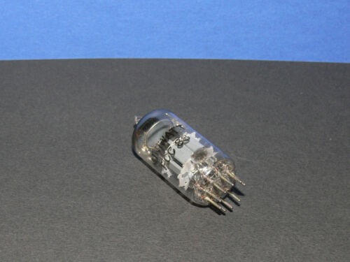 PHILIPS PCC88 Vakuum Zweifach Triode mit Spanngitter Röhre Tube neu